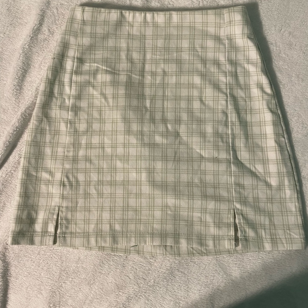 Brandy Melville plaid skirt